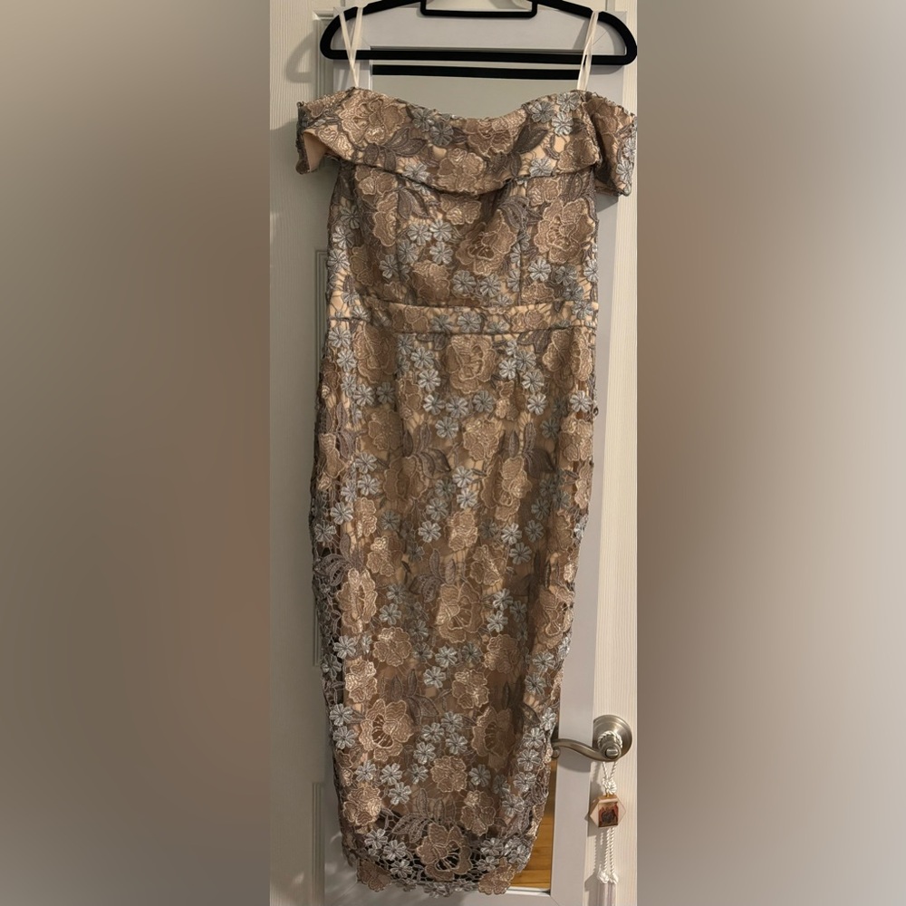 Xscape Dress - never worn great for weddings